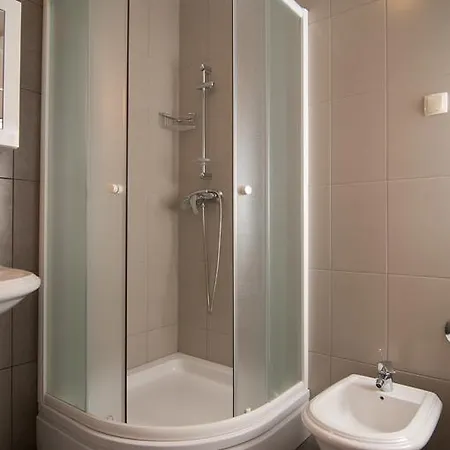 Apartament And Liburnija Opatija