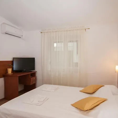 Apartament And Liburnija