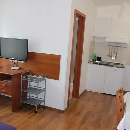 Apartmán And Liburnija *